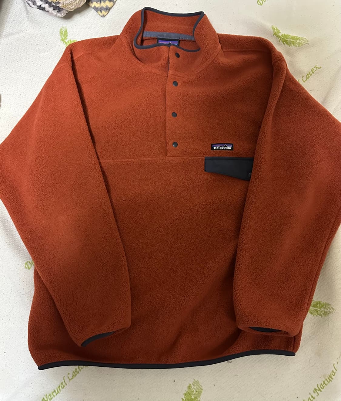 파타고니아 신칠라 버니쉬드 레드 팝니다 상품이미지1