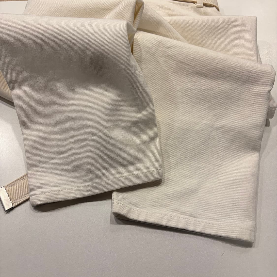 [30] AMI 아미 벨트 면바지 아이보리 화이트 C595 상품이미지9