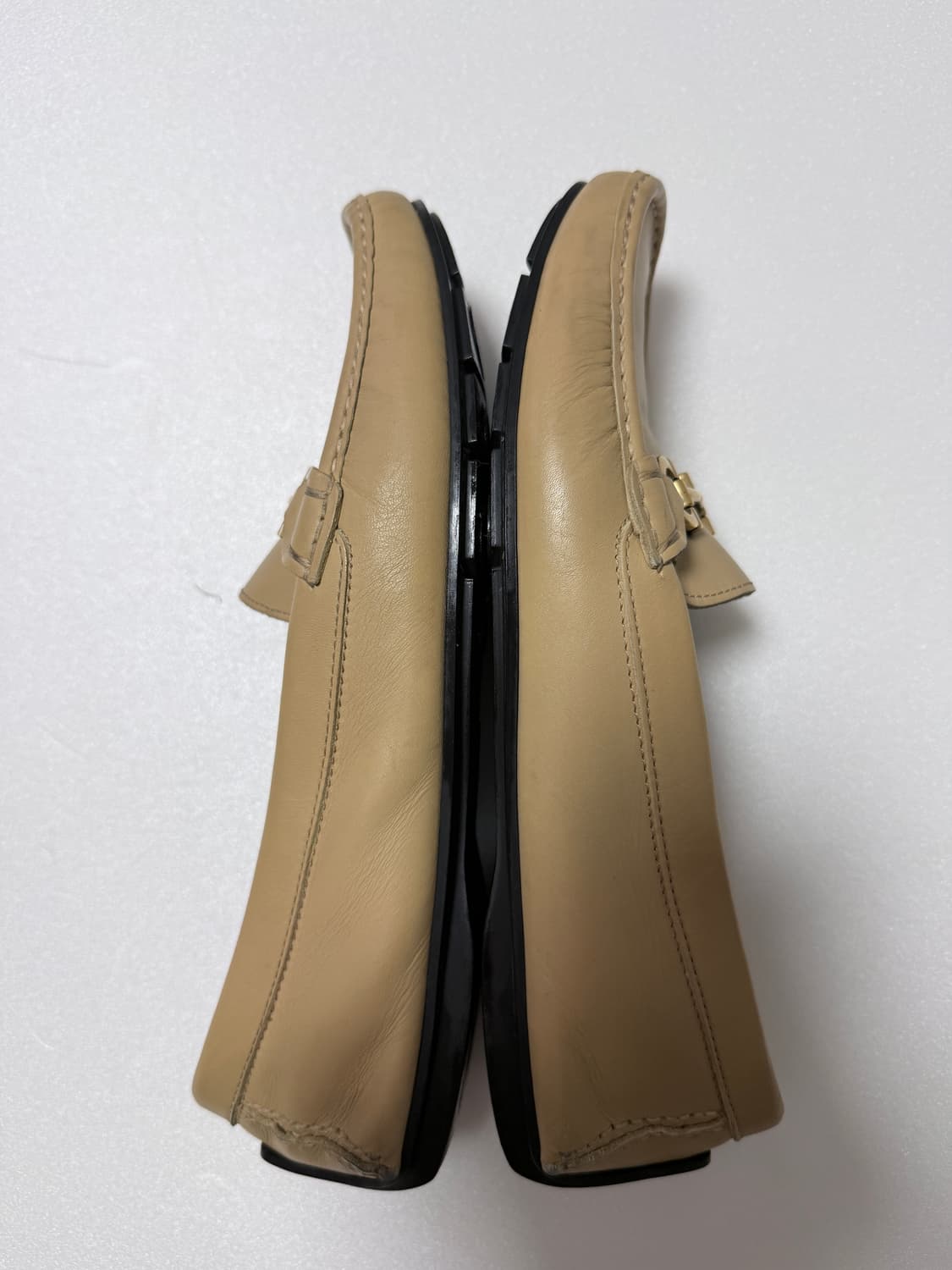 페레가모 간치니 레더 로퍼 베이지 / 여성용 255 상품이미지5