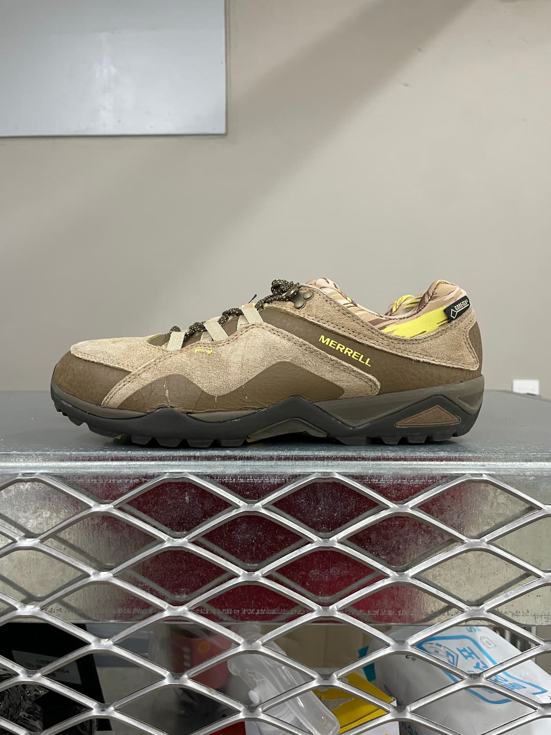 머렐 플루오레세인 고어텍스 us8 상품이미지1