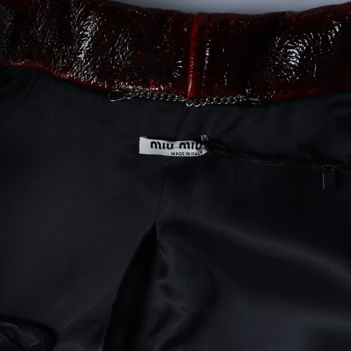 (새상품) 미우미우 크랙 페이크 레더 재킷 셋업 상품이미지4