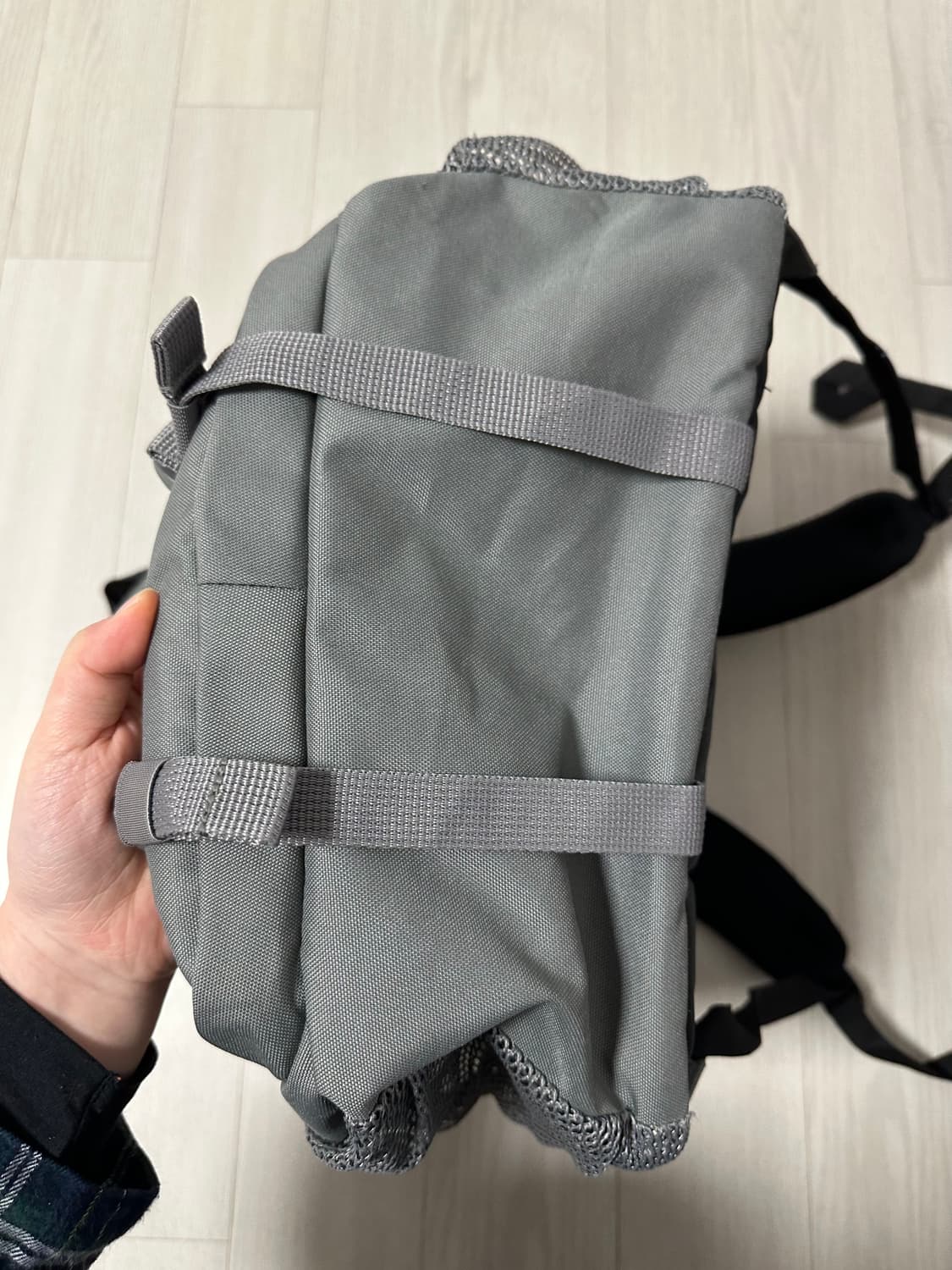 잔스포츠 회색백팩 상품이미지2