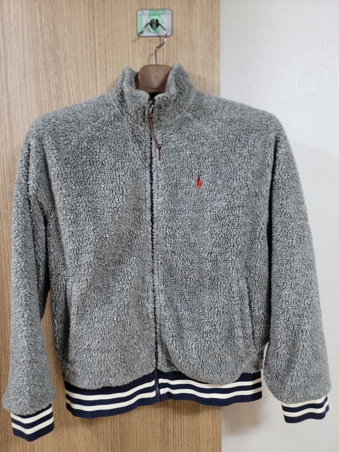 폴로 랄프로렌 쉐르파 플리스 자켓 팝니다. 상품이미지1