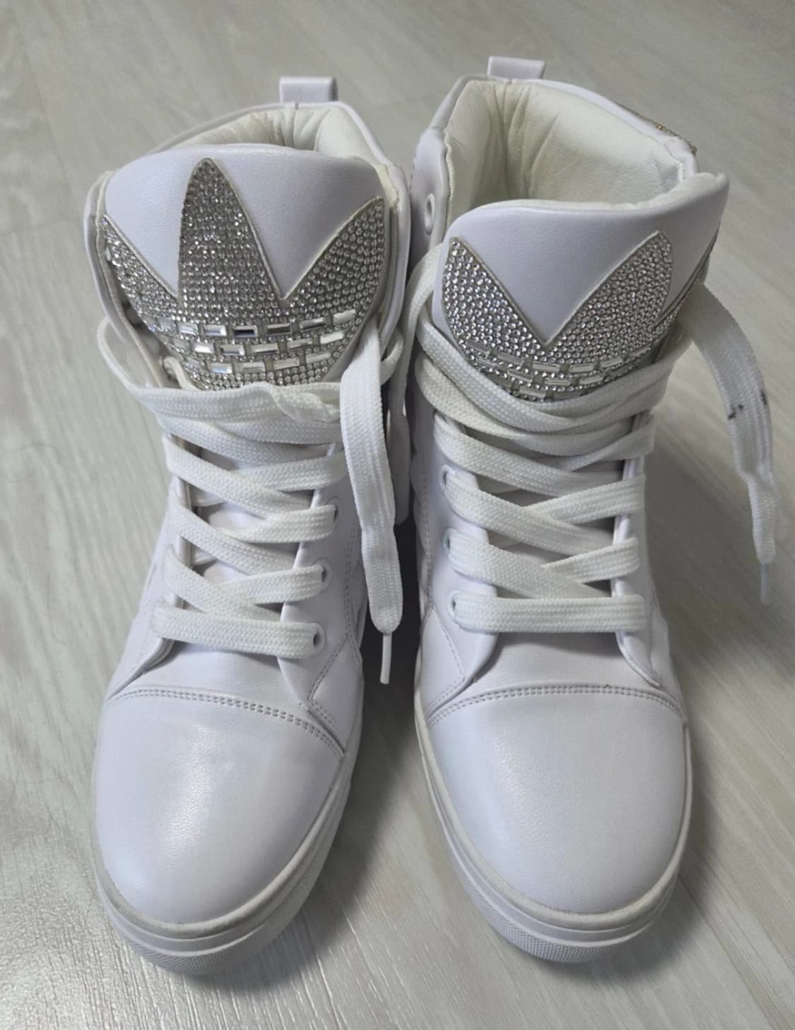 아디다스 큐빅 하이탑 스니커즈 235 상품이미지2