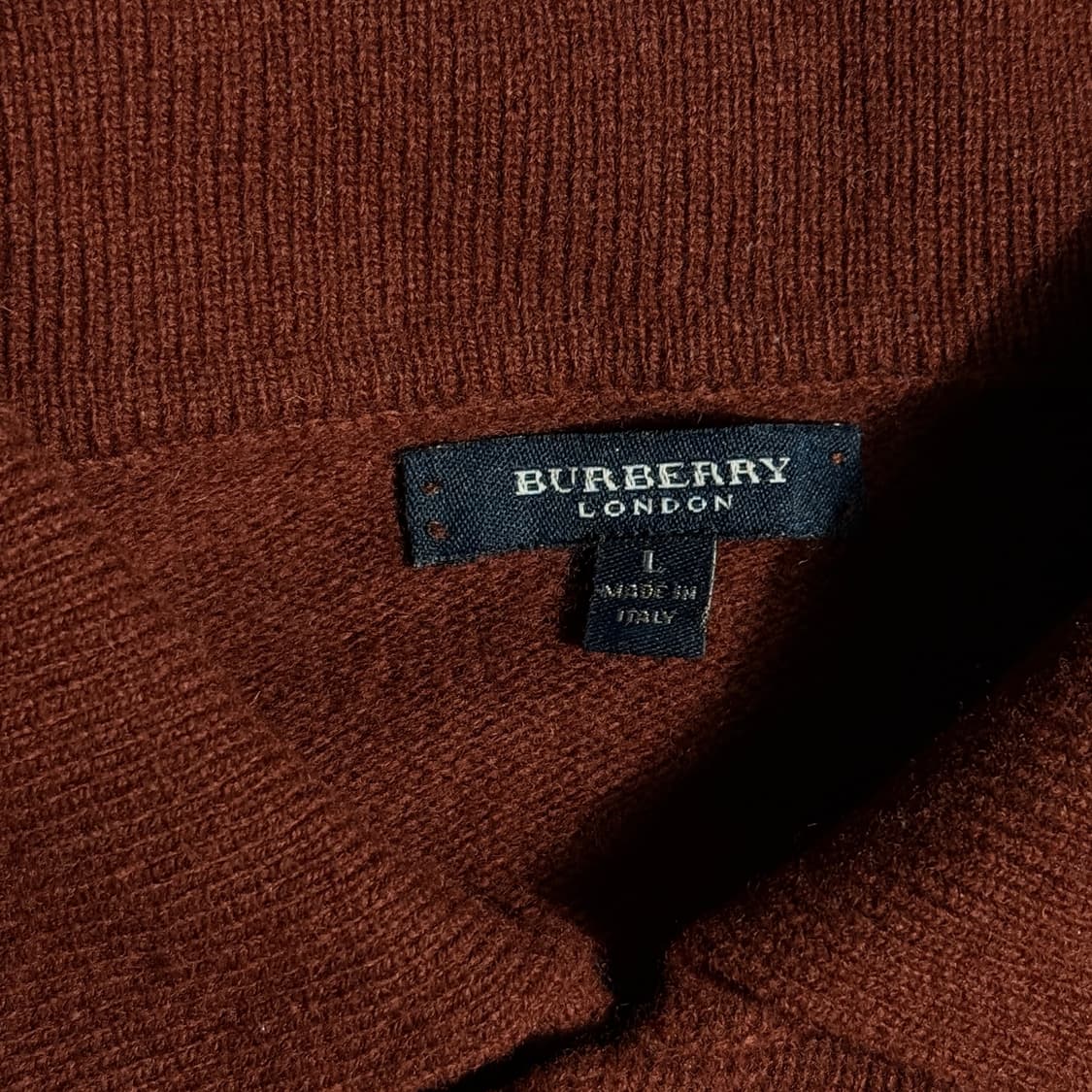 버버리 브라운 카라니트 상품이미지3