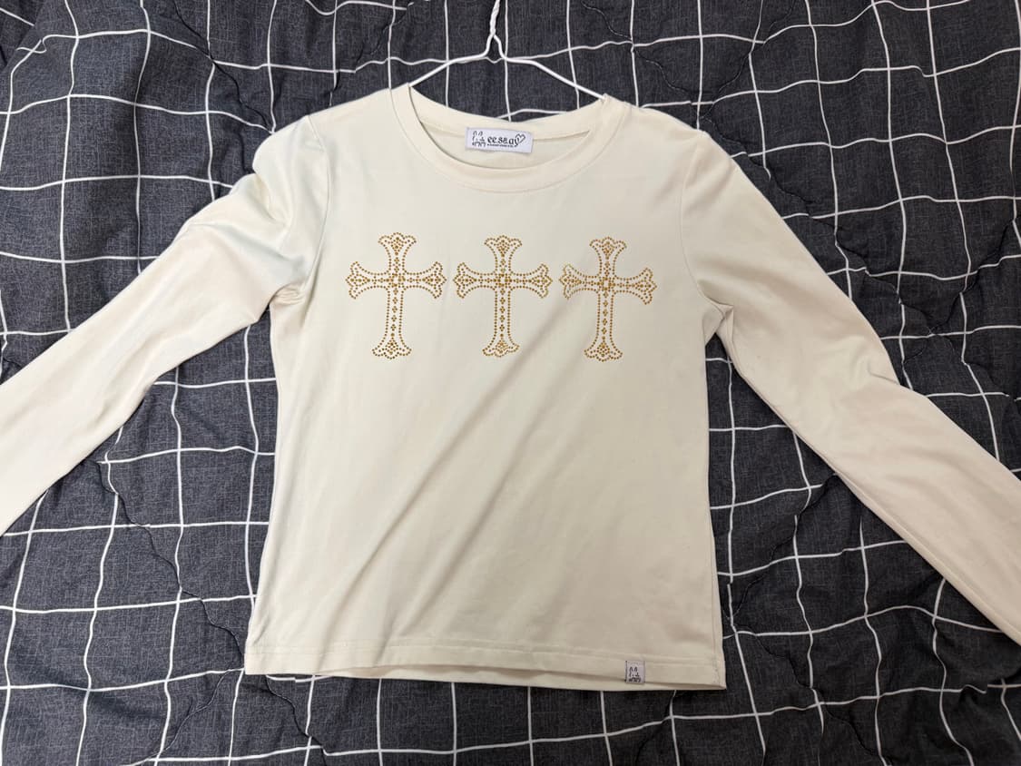 여성 봄옷 eessay 에세이 십자가 롱슬리브 상품이미지2