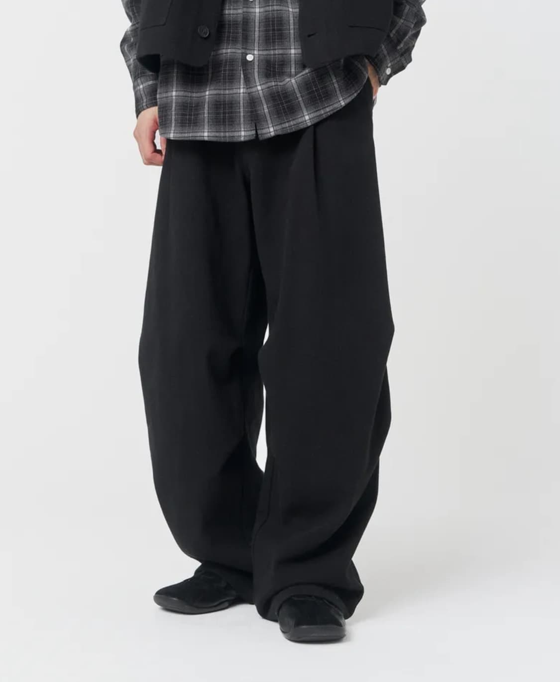 미세키서울 맨 Alba parachute pants BLACK 1 상품이미지1