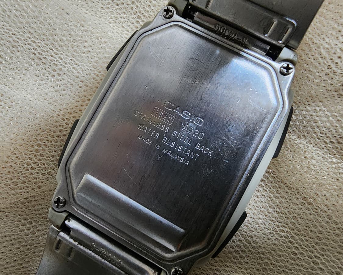 빈티지 카시오 퓨처리스트 A220 디지털 메탈시계 상품이미지4
