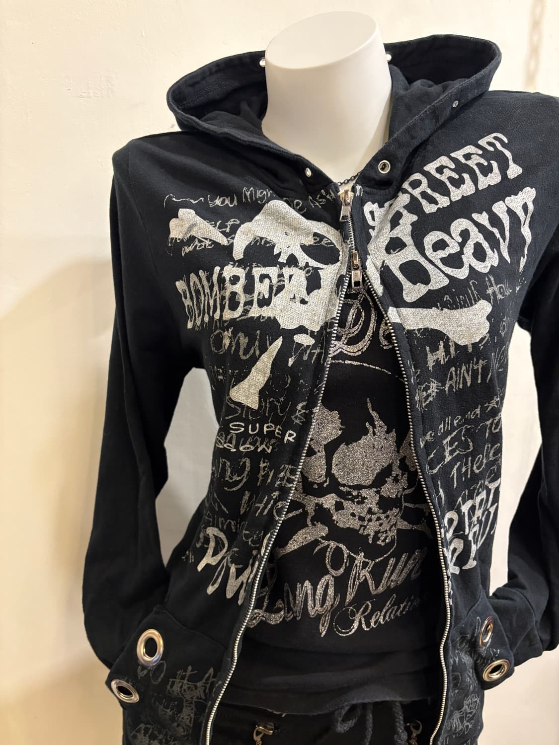 스컬 레터링 프린팅 블랙 후드집업 펑크 상품이미지2