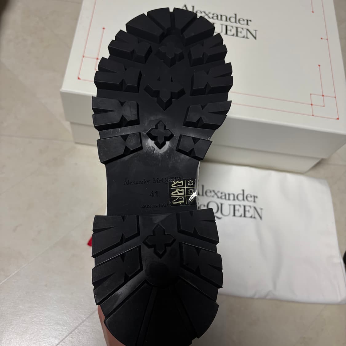 새상품(260)알렉산더맥퀸 원더 첼시부츠 블랙 상품이미지5