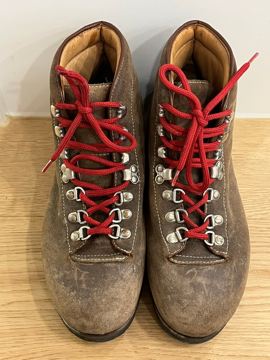 GOLDEN GOOSE X RUBBERMAG HIKING BODOTS 상품이미지1