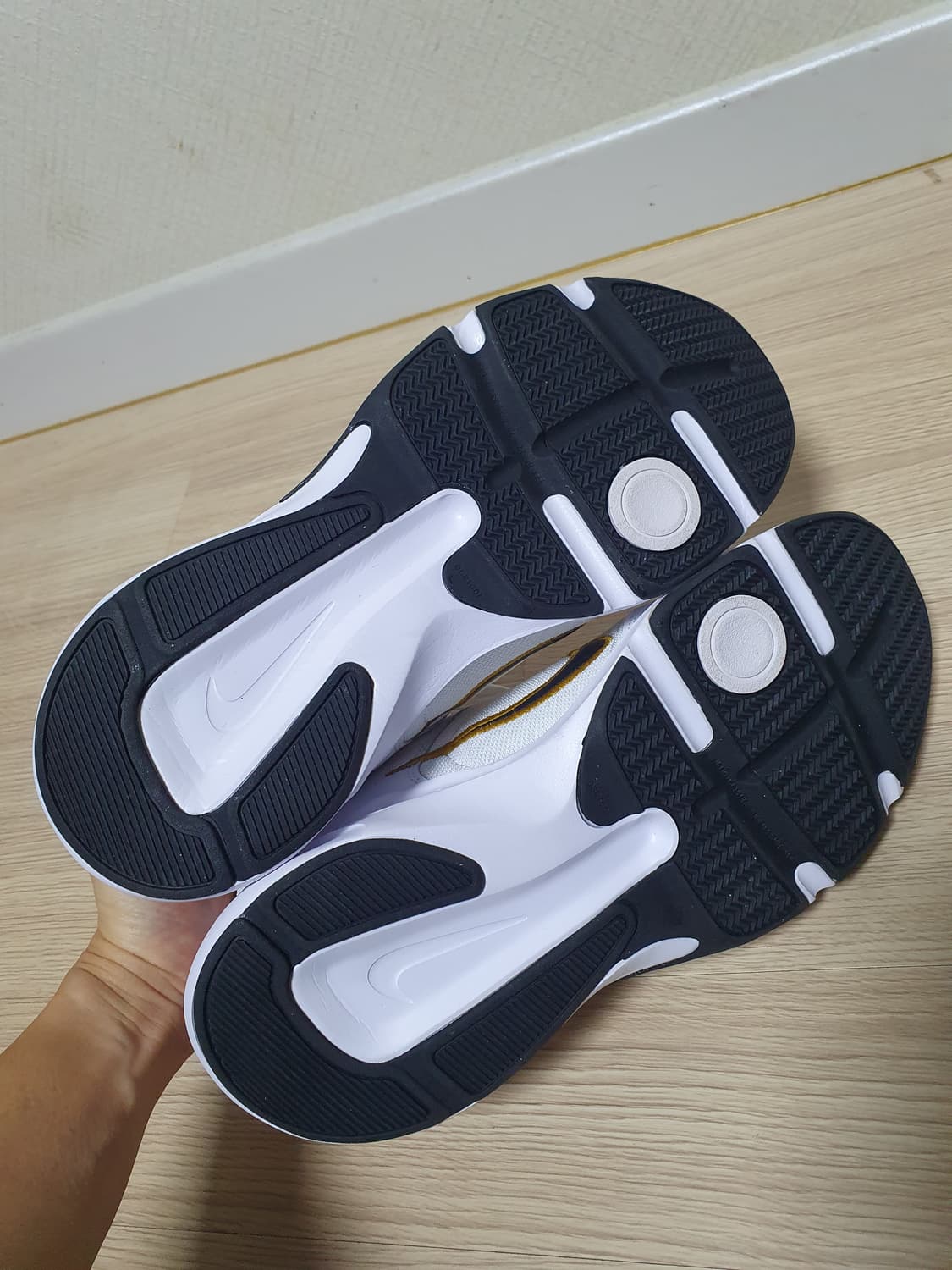 나이키 디파이 올 데이 운동화 285 상품이미지7