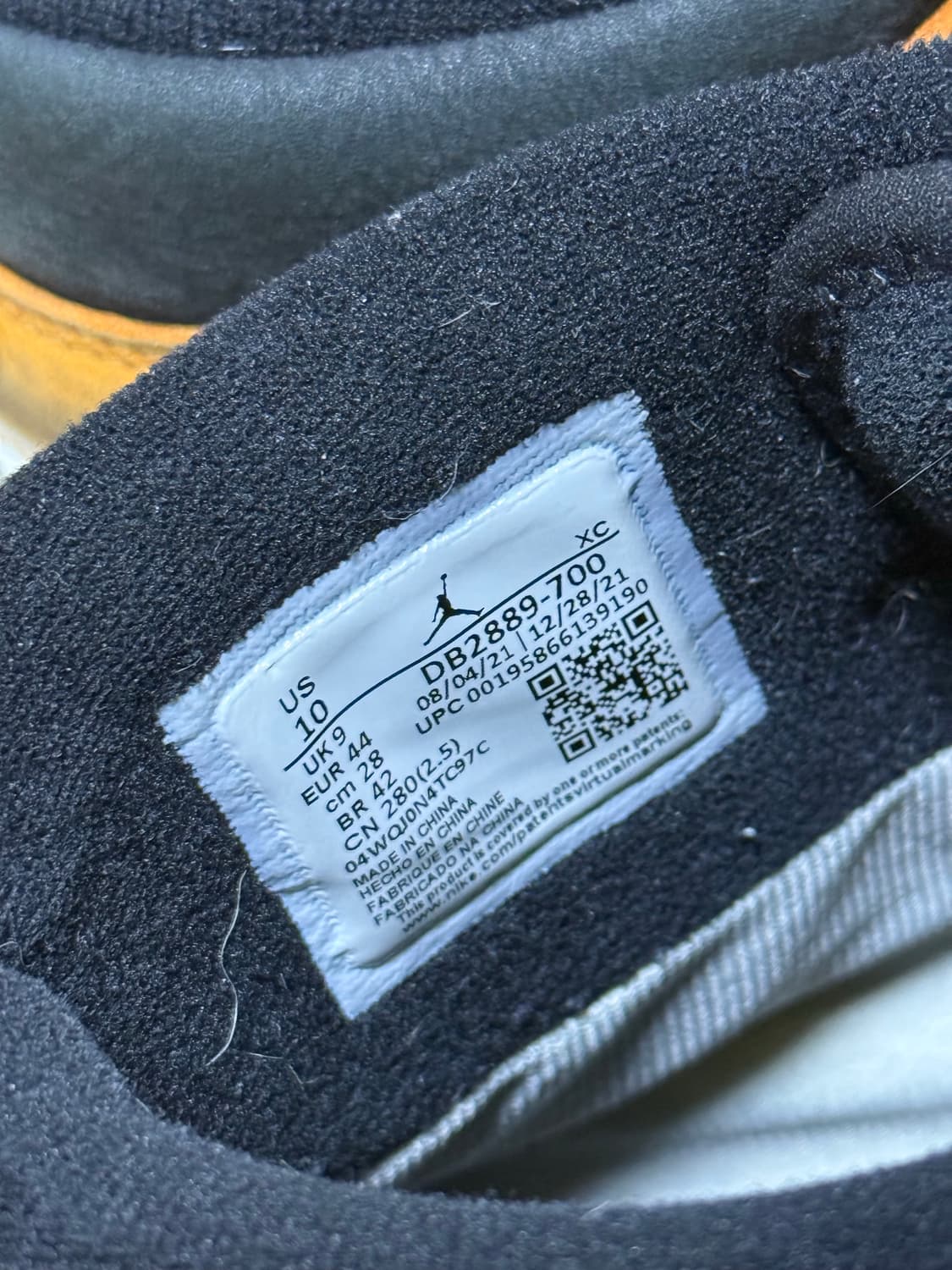 나이키 조던1하이 GORE TEX 라이트커리 상품이미지5