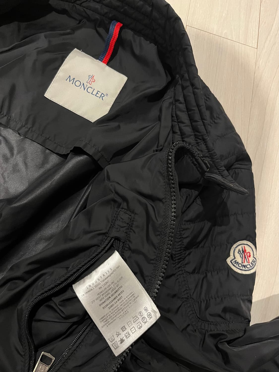 몽클레어 바이커자켓 블랙 2사이즈 상품이미지3