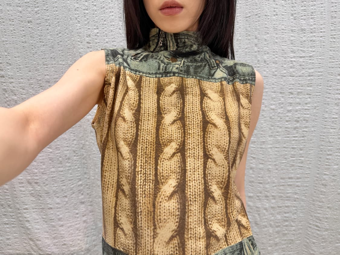 printing zip detail sleeveless 상품이미지1