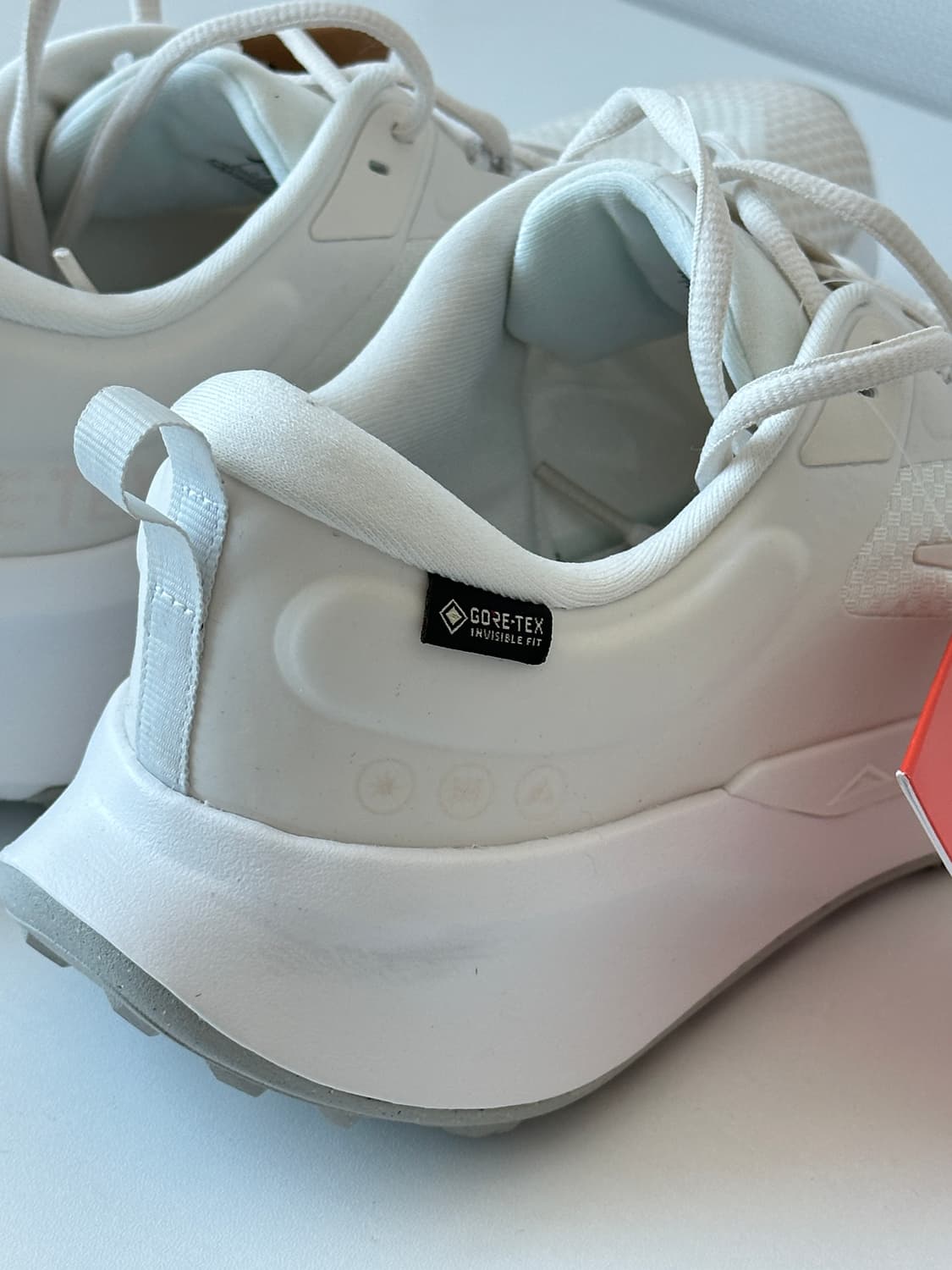 [새상품]나이키 주니퍼 트레일2 고어텍스 베이지 써밋화이트 270 상품이미지4