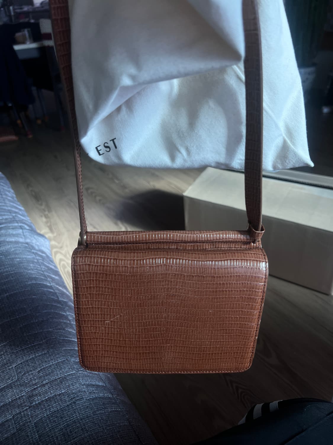 투티에 포멜 미니백 리자드 브라운 상품이미지2