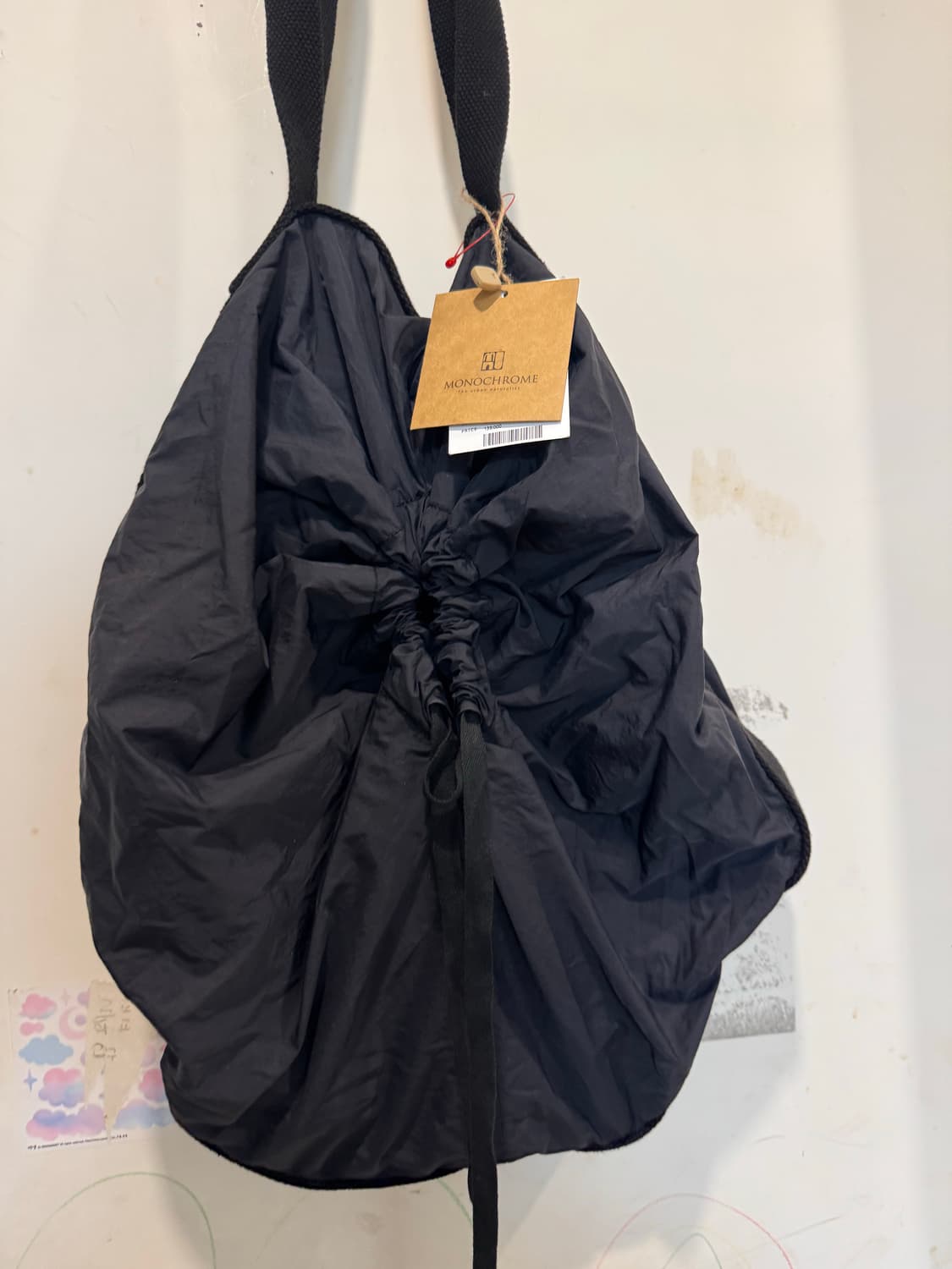 새상품 모노크롬 나일론 동그라미 숄더백 상품이미지5