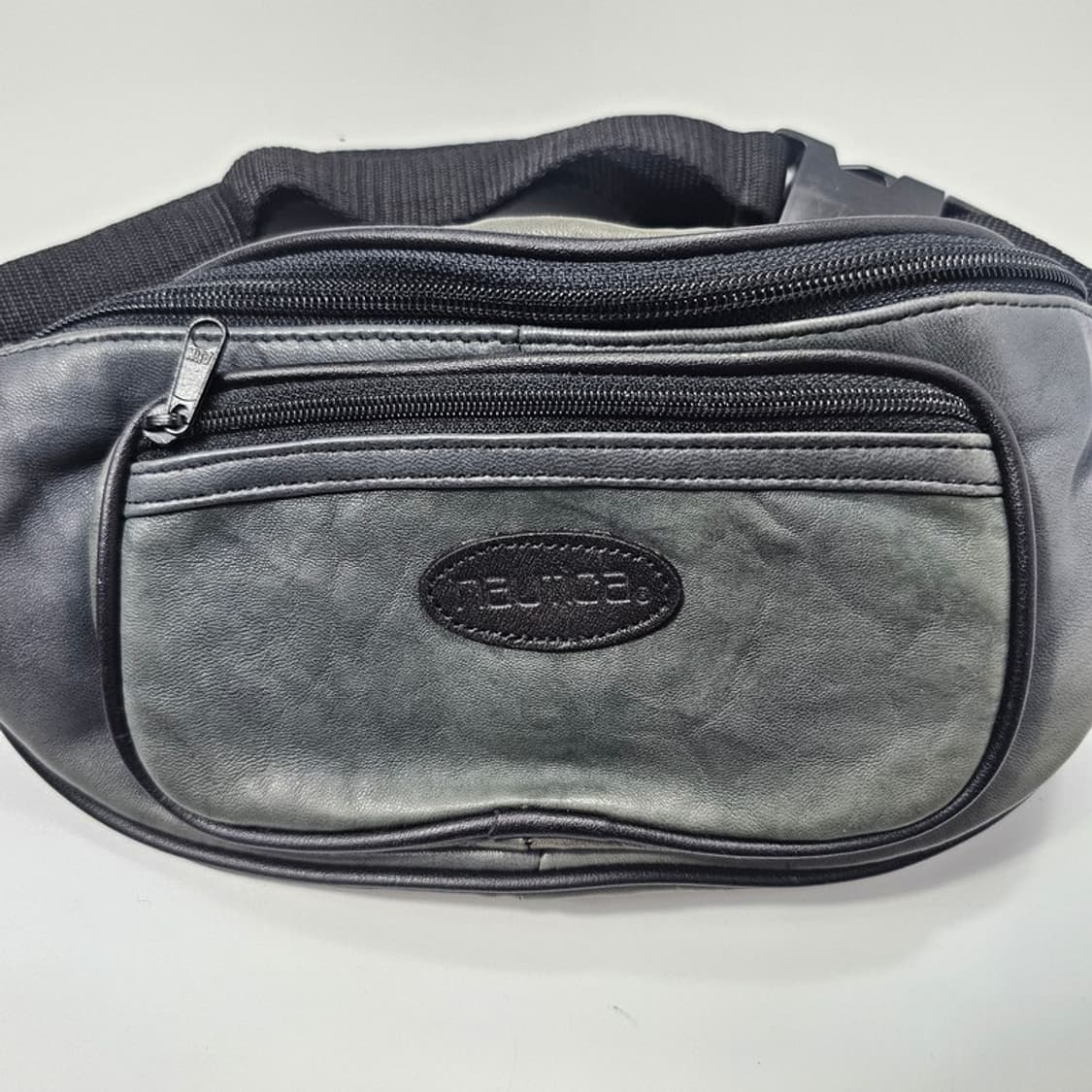 노티카 레더 미니 웨이스트백 상품이미지3