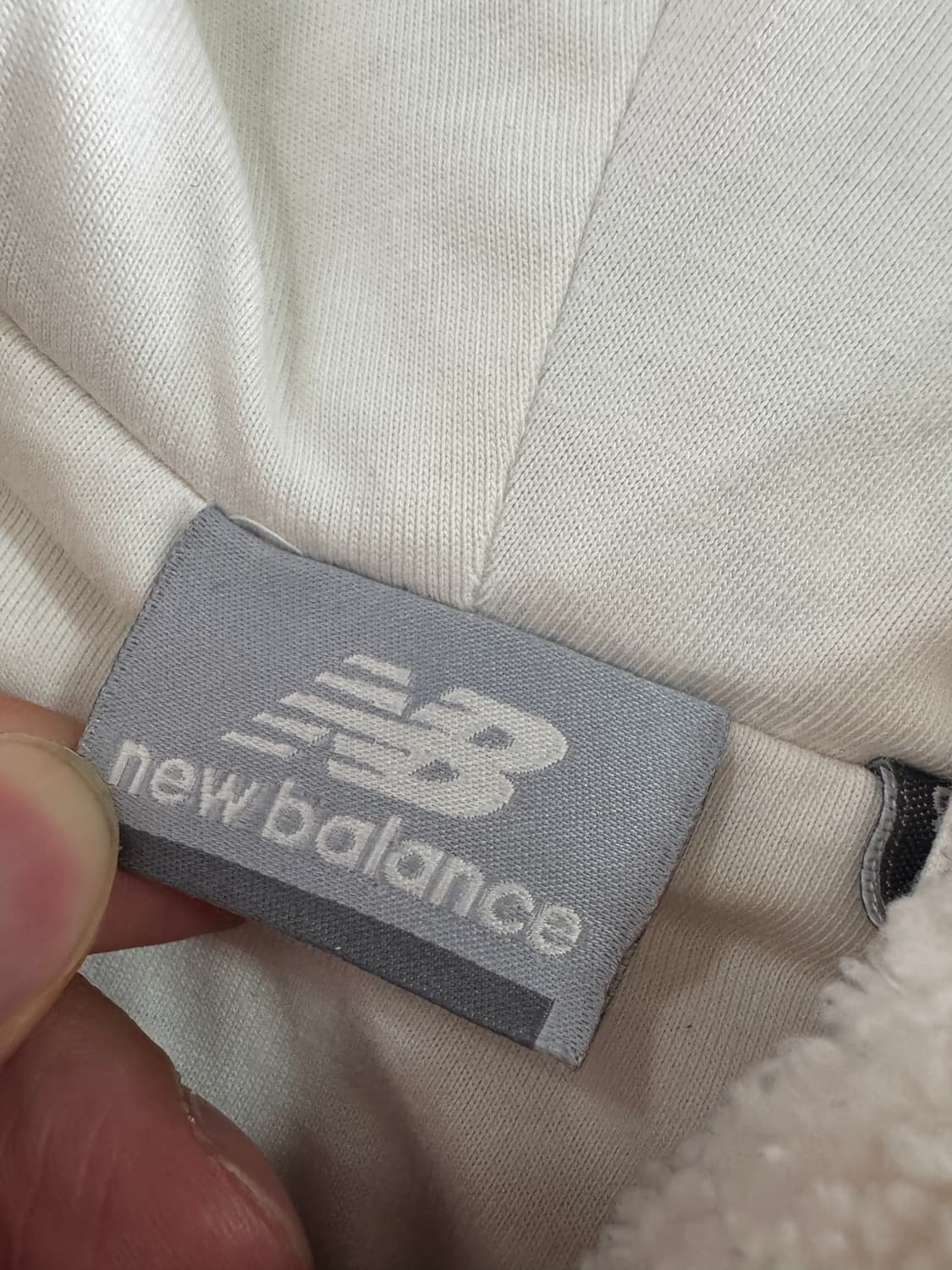 여성 뉴발란스 오버핏 뽀글이 후드 후리스 자켓 상품이미지3