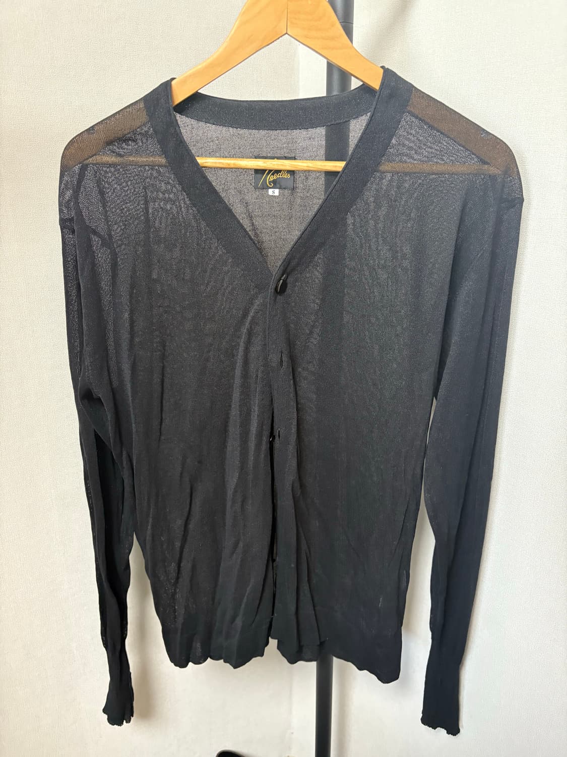 니들스 브이넥 가디건 상품이미지2