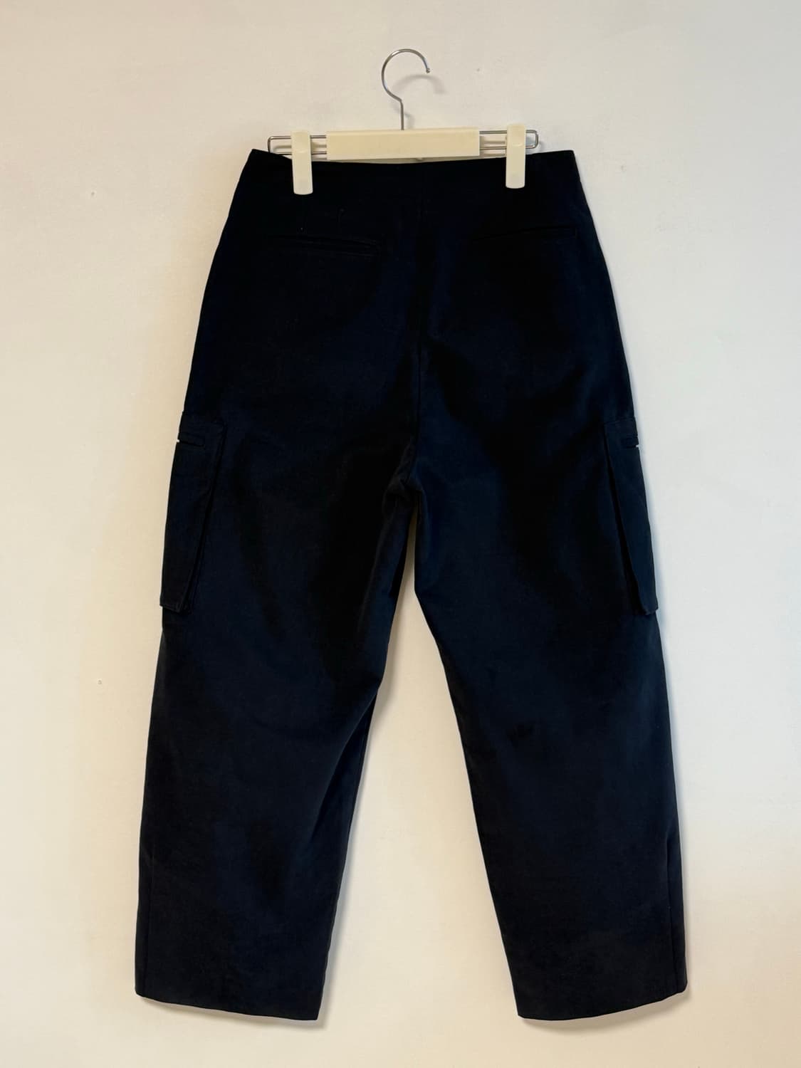 윤슬샵 윤슬 brushed puddle pants navy 상품이미지3
