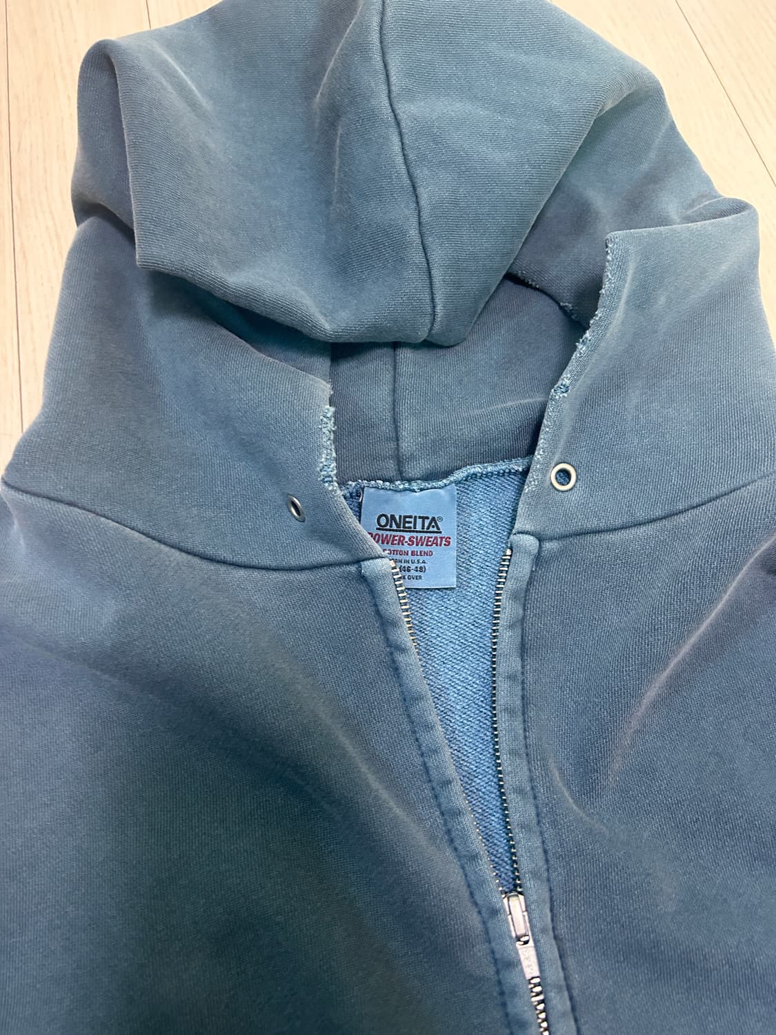 소버 굿즈 레플리카 시리즈 풀집 후디 페이드 블루 상품이미지3