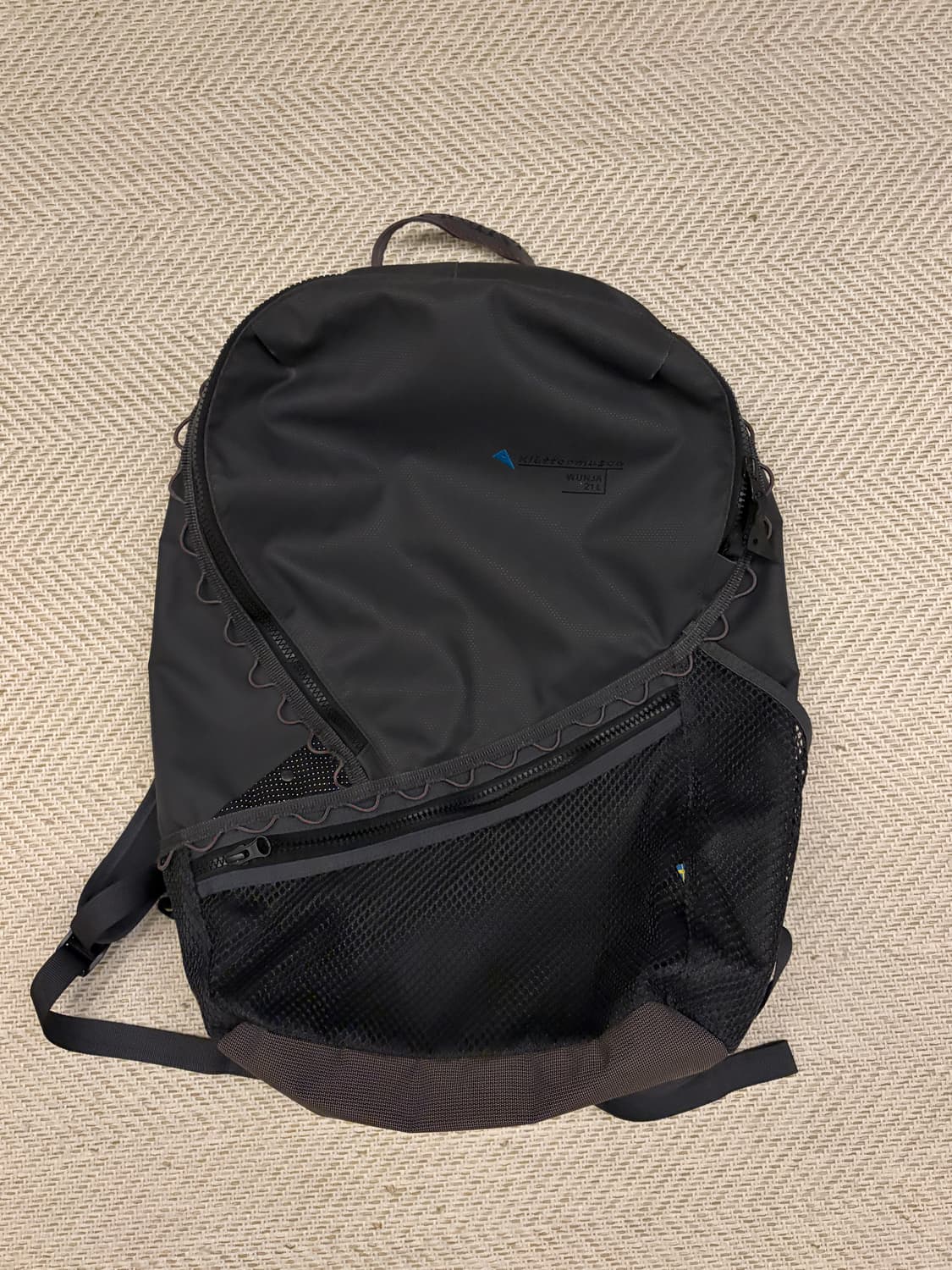 클라터뮤젠 운자 21리터 레이븐컬러 상품이미지1