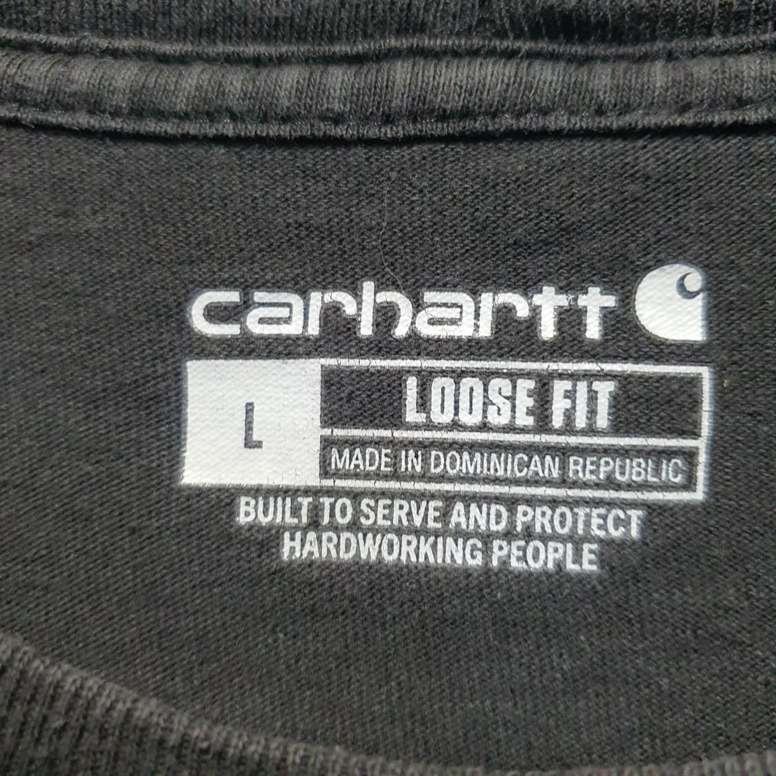 칼하트 루즈핏  포켓 반팔티 블랙  상품이미지4