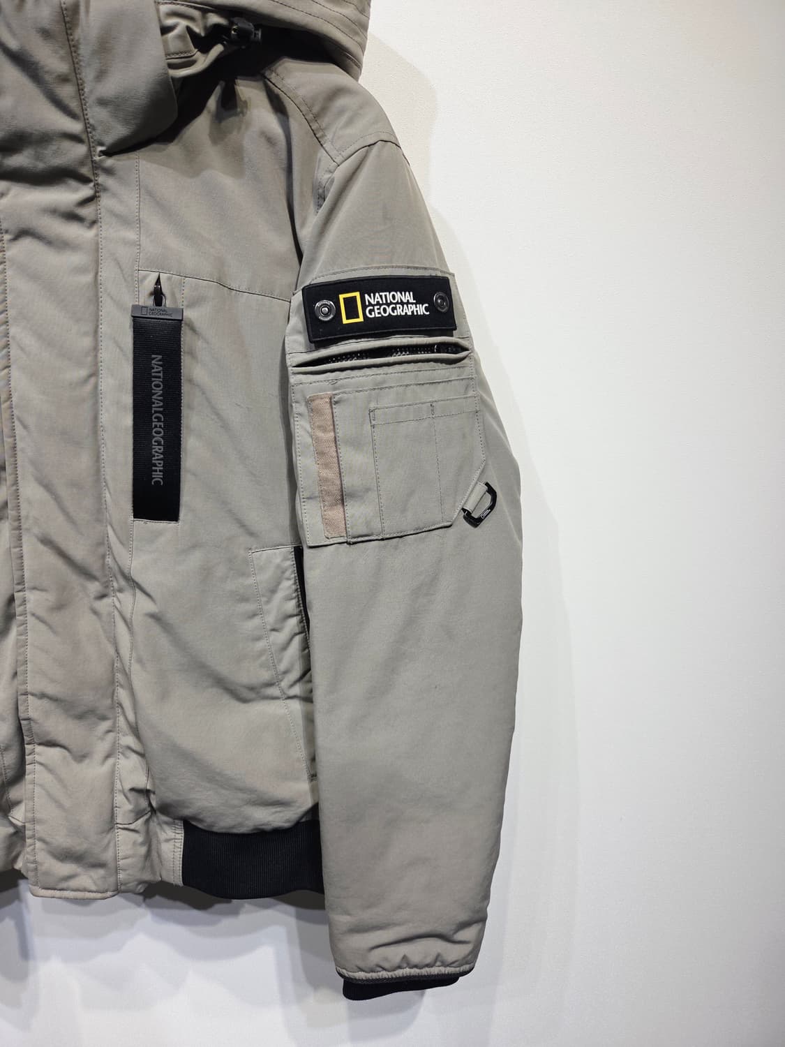 내셔널지오그래픽 유틸리티 덕다운 숏패딩 상품이미지4