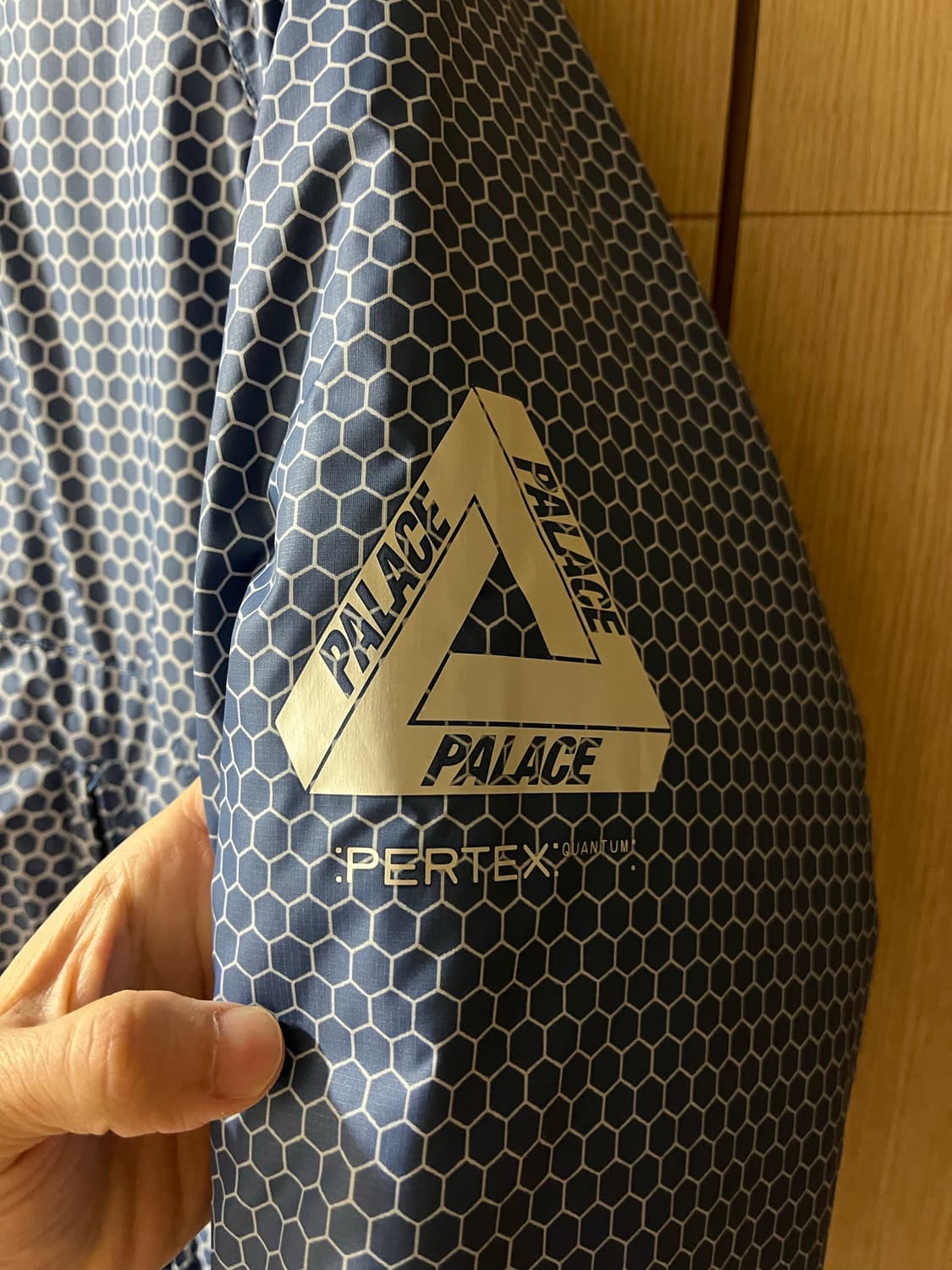 팔라스 헥사곤 퍼텍스 자켓 블루 S 팝니다 상품이미지3