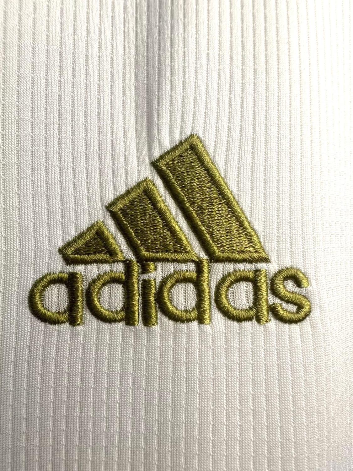 19-20 레알 마드리드 홈 유니폼 상품이미지4