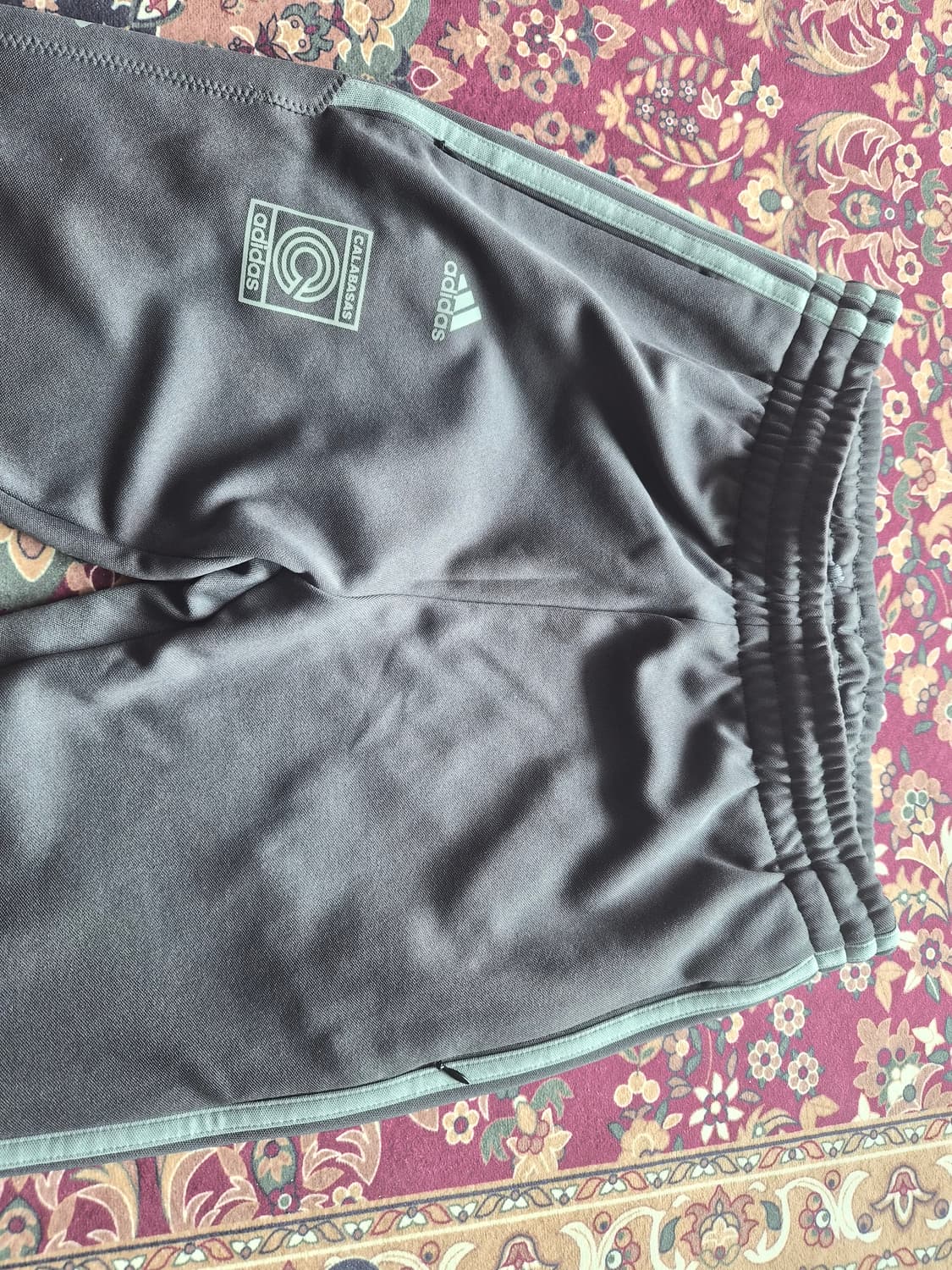 아디다스 이지 칼라바사스 팬츠 XS 상품이미지2