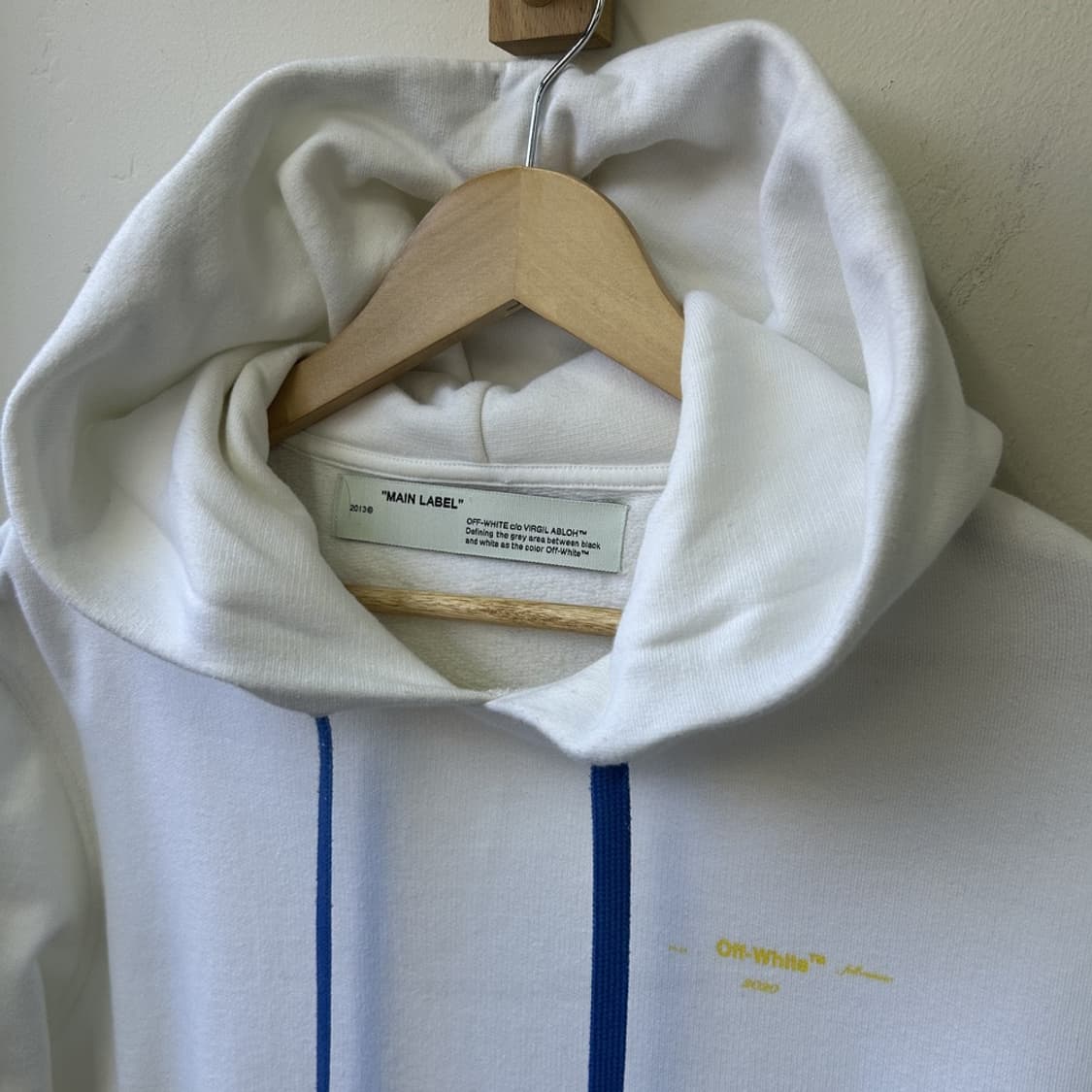 15928 - 오프화이트 아크릴 애로우 후드티 상품이미지4