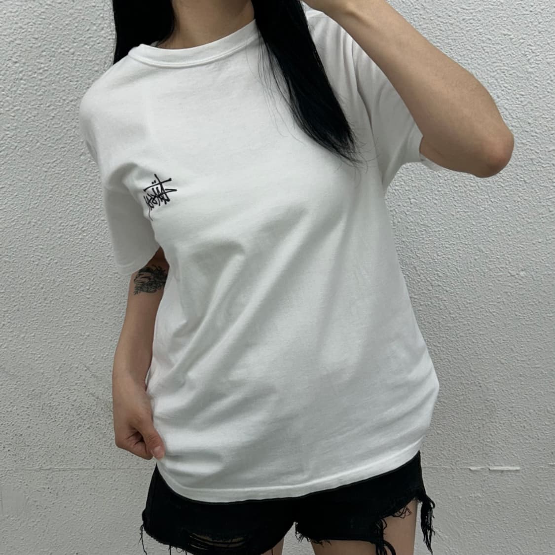 스투시 백로고 화이트 반팔 S 상품이미지1