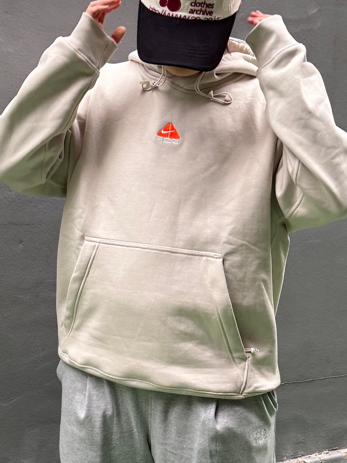 플리마켓🔥 나이키 ACG 써마핏 풀오버 후드 라이트 DH3088-104 상품이미지1