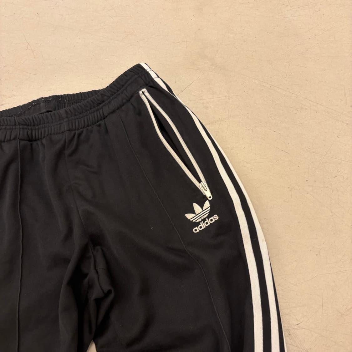 아디다스 오리지널 삼선 트레이닝 팬츠 상품이미지2
