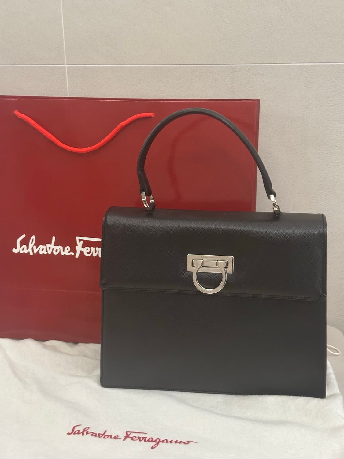 페라가모 간치니 켈리백 토트백 상품이미지1