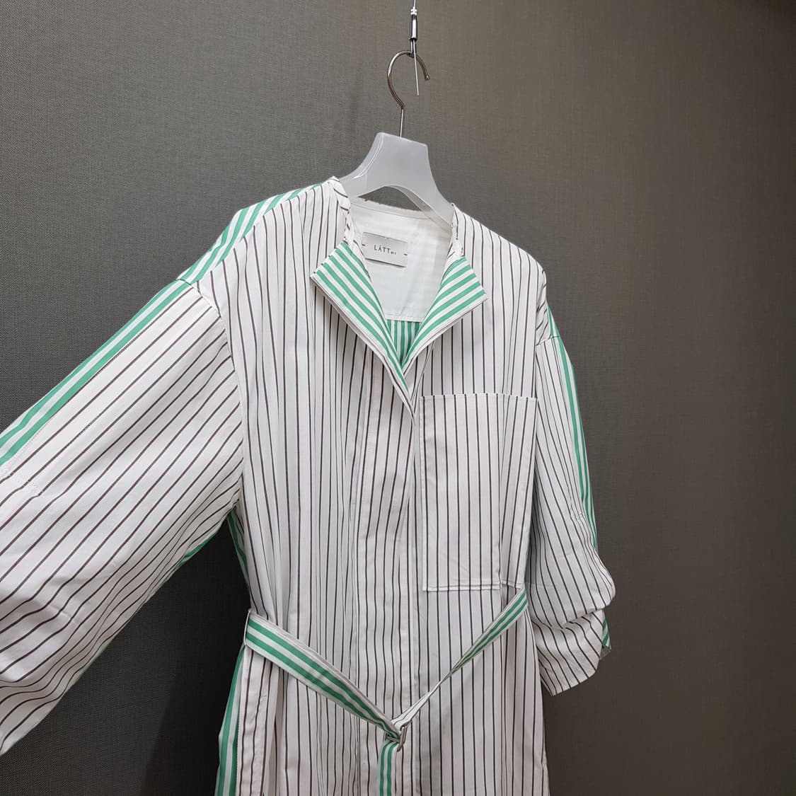 한섬 래트바이티 스프라이트 벨티드 원피스 88-98-165사이즈 상품이미지4