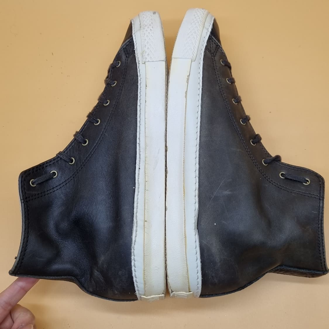 컨버스 척테일러 레더 남성스니커즈290. 상품이미지5