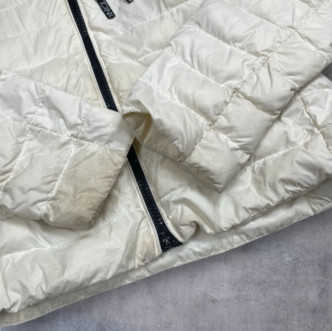 몽클레어 Moncler 아이보리 안데르센 경량 패딩 자켓 2 상품이미지3