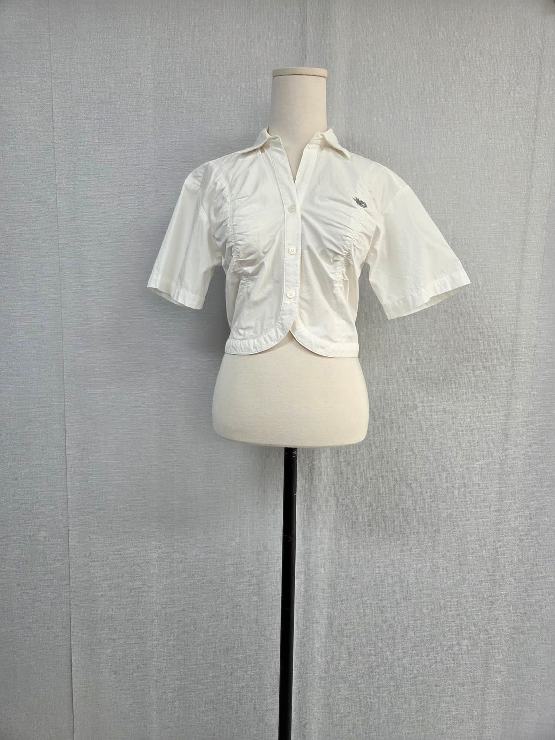 오디너리 홀리데이 여성셔츠 상품이미지1