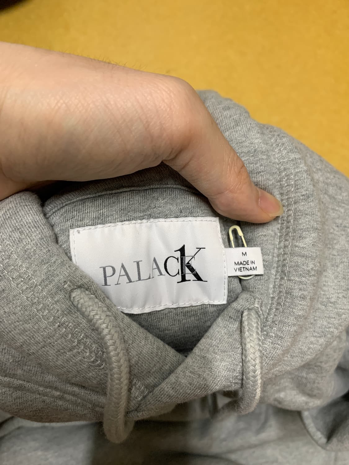 [M] 캘빈 클라인 팔라스 후드티 상품이미지3