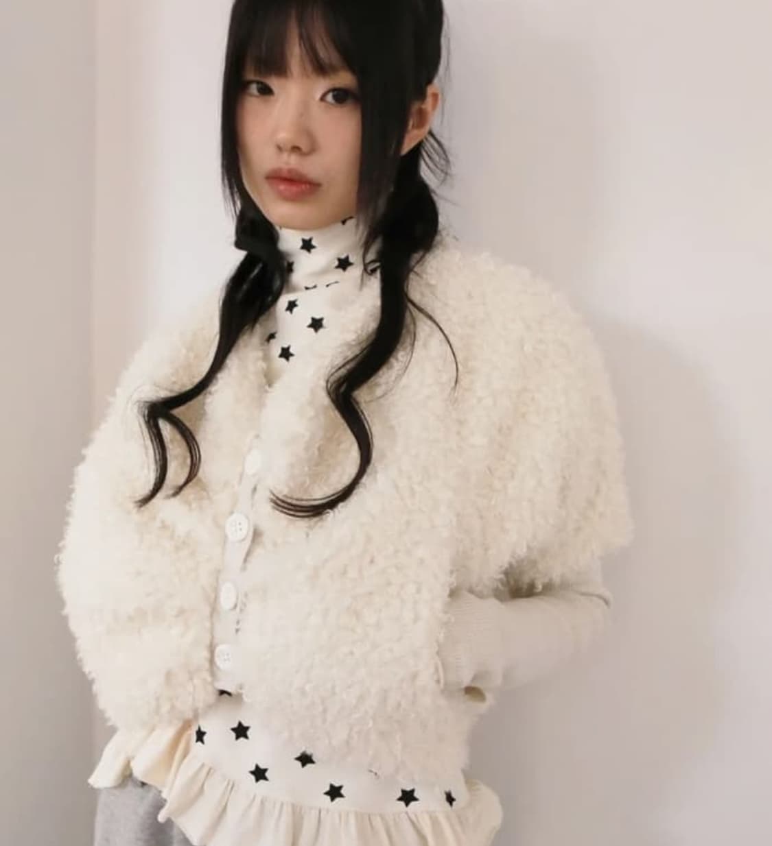 노피셜노피스 컬리 퍼 숄 자켓 (아이보리) CURLY FUR SHAWL  상품이미지1