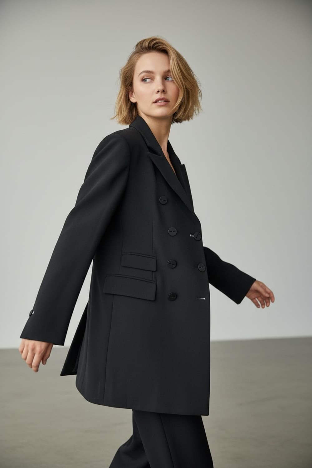 한섬 타임 여성 더블브레스트 블랙 울 자켓(루즈 55~66가능) 상품이미지1