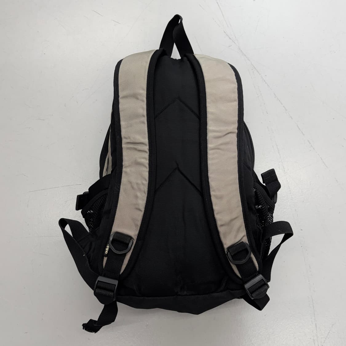 아디다스 00s 나일론 고프코어 백팩 상품이미지3