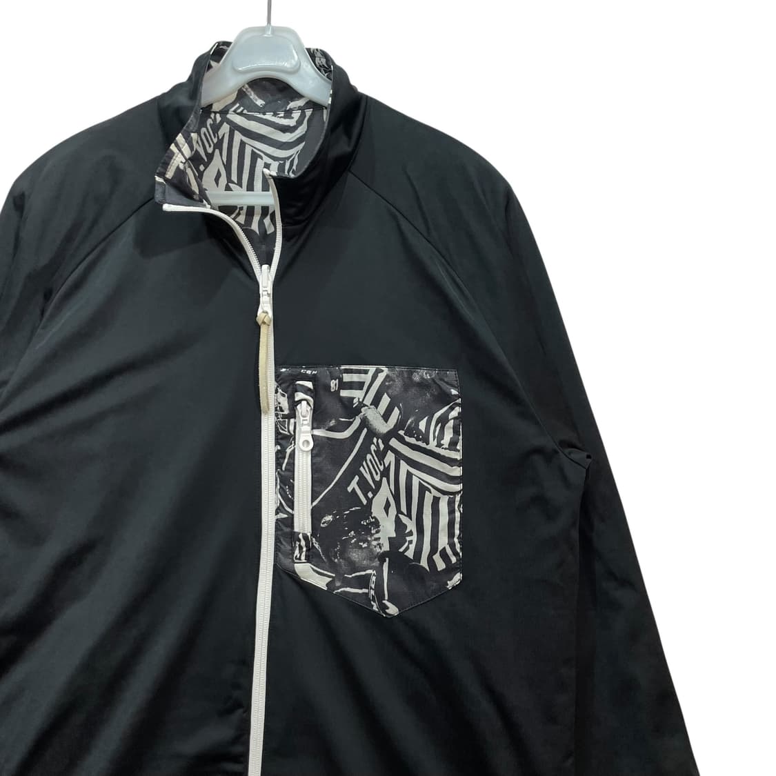 Adidas Originals Mono Track Jacket 상품이미지3