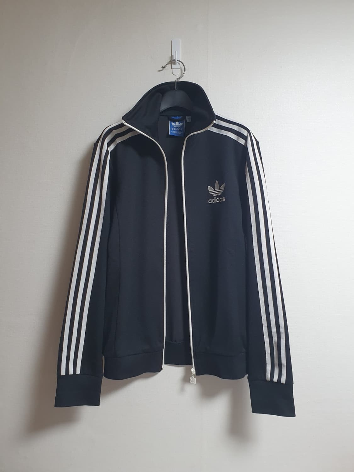 아디다스 유로파 져지 블랙 삼선 화이트 트랙탑 95 상품이미지3