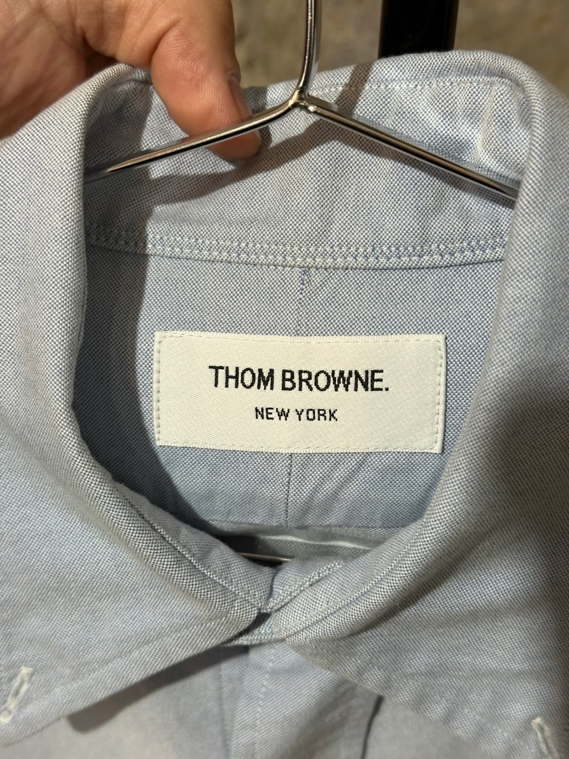 톰 브라운  라이트 블루 옥스퍼드 암밴드 셔츠 상품이미지3