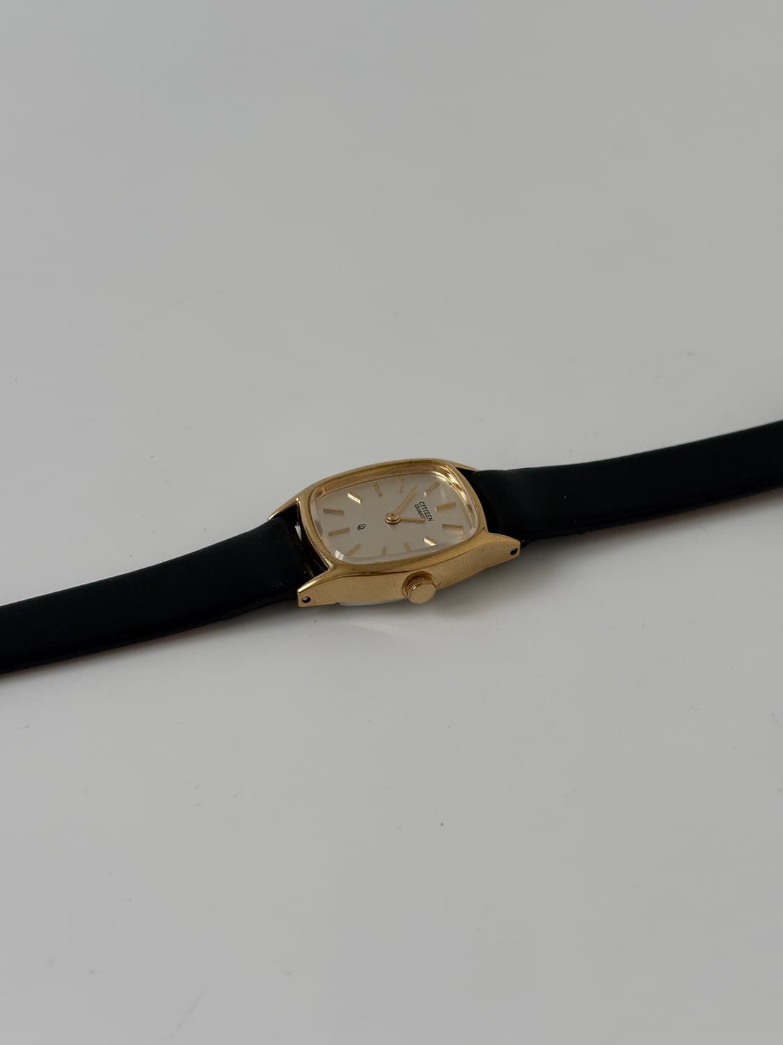 1980s CQ Gold Tank Ladies Quartz 상품이미지5